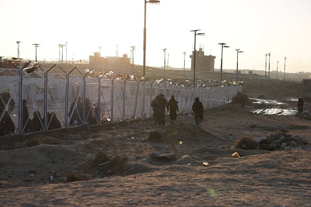 库尔德部队撤离后叙利亚霍尔难营陷入混乱