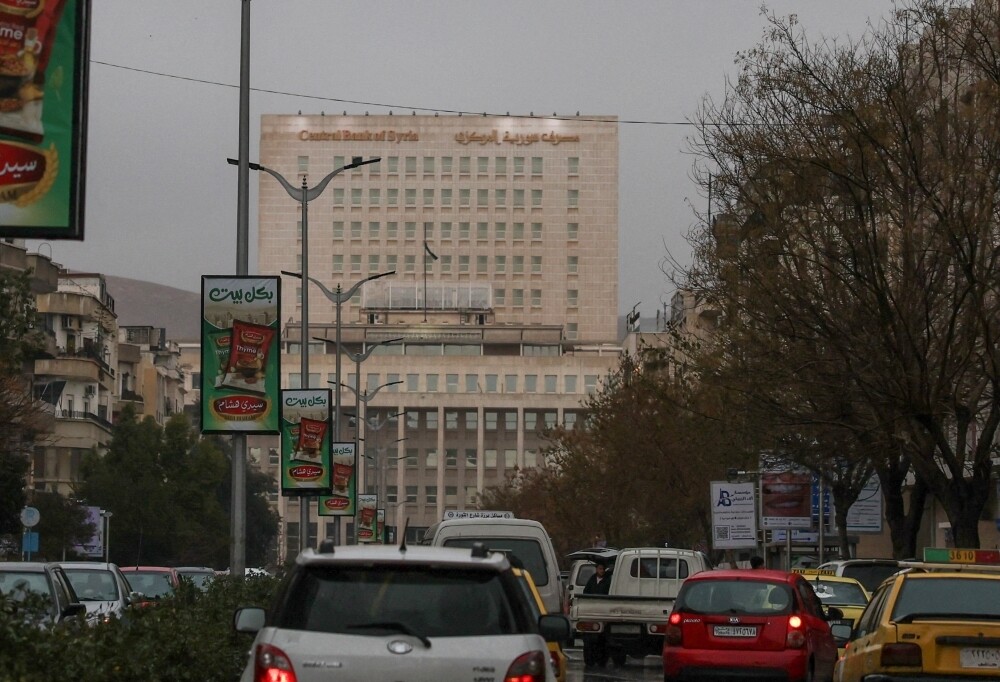 Qatar to Acquire Banks in Syria