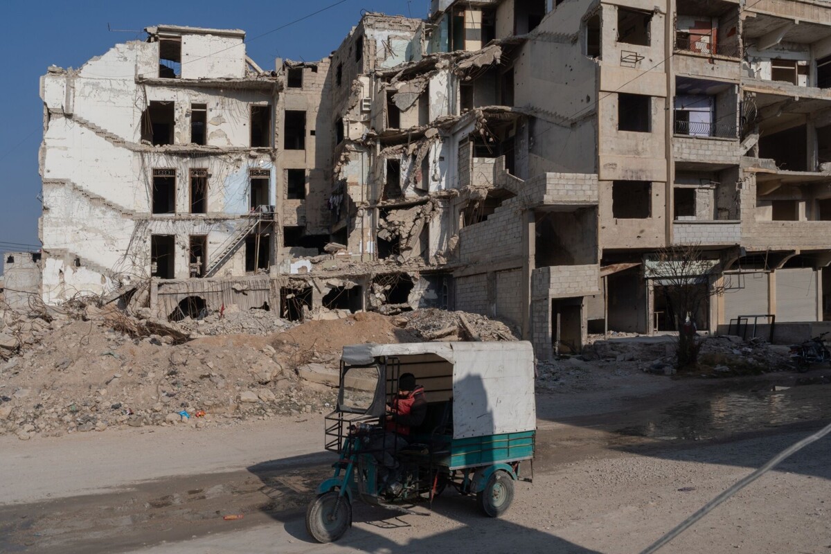 Intense Clashes in Western Homs