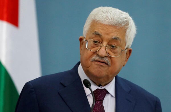 Abbas Meets Syrian President in Historic Visit
