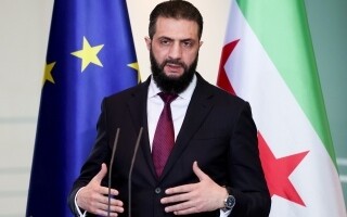 叙利亚总统艾哈迈德·沙拉谈政策、重建与国际关系