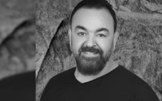 Смерть сирийского актера Махмуда Сафы в автомобильной аварии