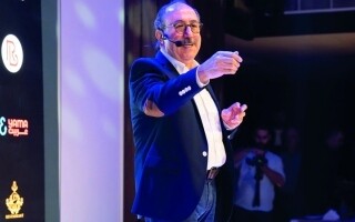 Сирийский актер и певец Мохаммед Хайр Аль-Джара рассказывает о своем переходе к музыке